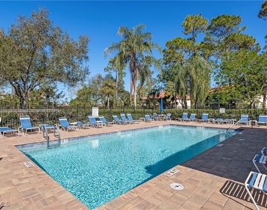209 Robin Hood Circle - Photo Thumbnail 18