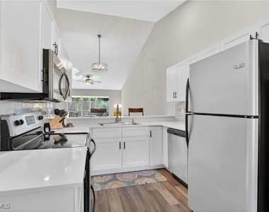 209 Robin Hood Circle - Photo Thumbnail 1