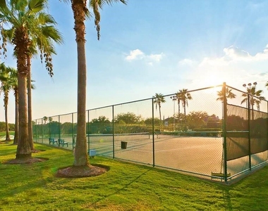 14222 Teal Cove Lane - Photo Thumbnail 38