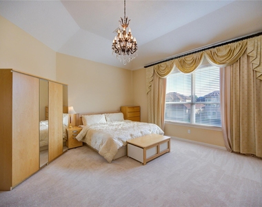 14222 Teal Cove Lane - Photo Thumbnail 22