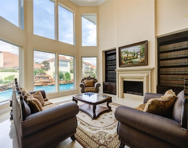 14222 Teal Cove Lane - Photo Thumbnail 12