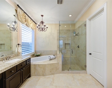 14222 Teal Cove Lane - Photo Thumbnail 16
