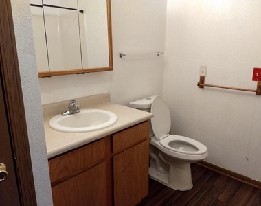 1206 Saint Michael Court - Photo Thumbnail 11