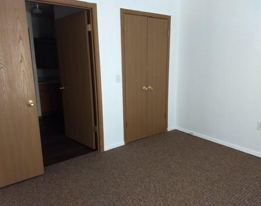 1206 Saint Michael Court - Photo Thumbnail 7