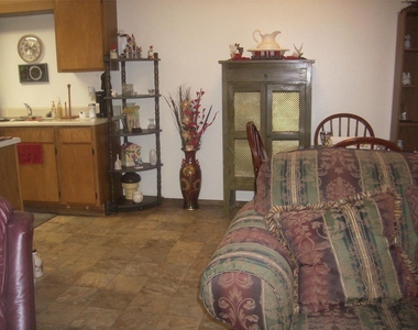 101 Seniors Ave - Photo Thumbnail 3
