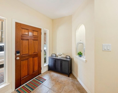 7143 Laguna Villas - Photo Thumbnail 3