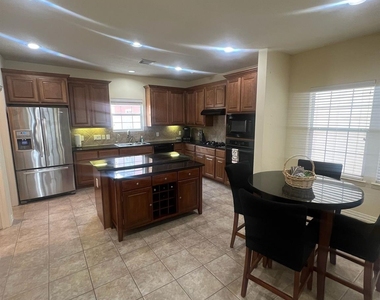 7143 Laguna Villas - Photo Thumbnail 5
