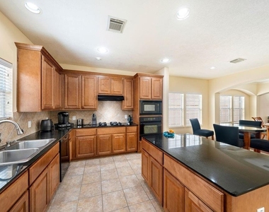 7143 Laguna Villas - Photo Thumbnail 13