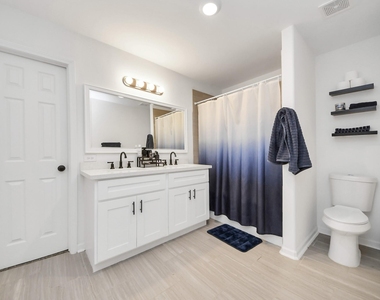 4613 Ireland Street - Photo Thumbnail 27