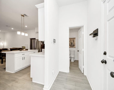 4613 Ireland Street - Photo Thumbnail 2