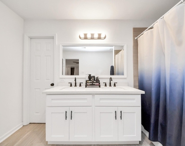 4613 Ireland Street - Photo Thumbnail 26