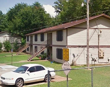 705 Clifford Street - Photo Thumbnail 4