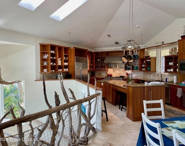 3585 S Atlantic Avenue - Photo Thumbnail 8