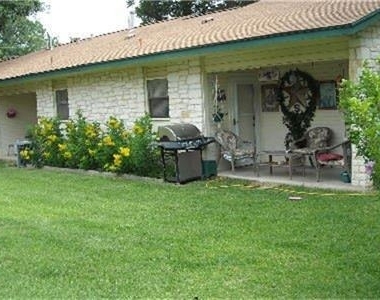 205 Riverview - Photo Thumbnail 1