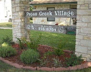205 Riverview - Photo Thumbnail 3