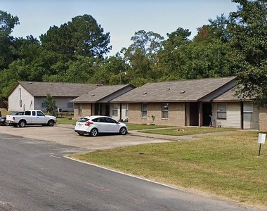 301 Harper Street - Photo Thumbnail 1