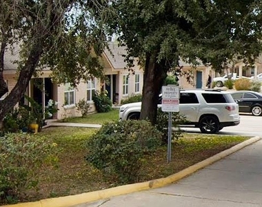 600 Fairground Rd - Photo Thumbnail 5