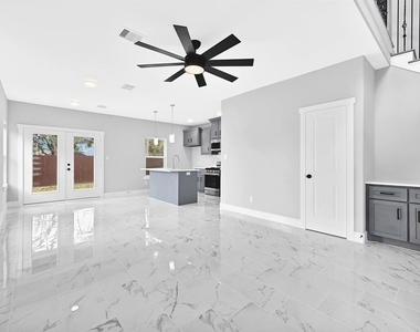 7517 Hezekiah Lane - Photo Thumbnail 3