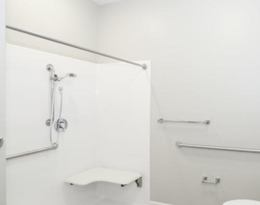 620 S Oakland Ave - Photo Thumbnail 7