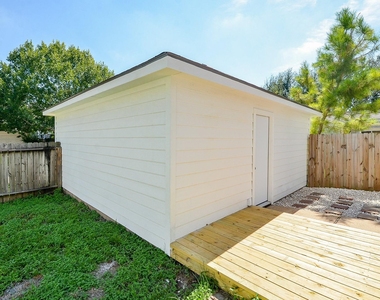 3935 Federal Lane - Photo Thumbnail 30