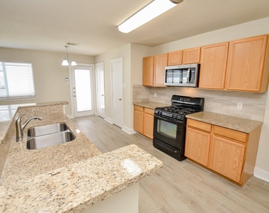 3935 Federal Lane - Photo Thumbnail 12