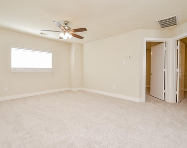 3935 Federal Lane - Photo Thumbnail 16