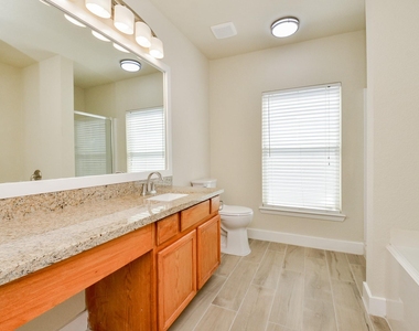 3935 Federal Lane - Photo Thumbnail 17