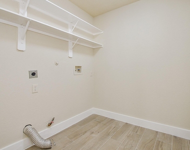 3935 Federal Lane - Photo Thumbnail 26