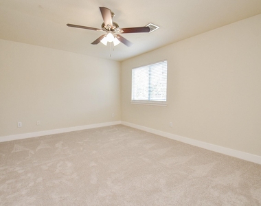 3935 Federal Lane - Photo Thumbnail 15