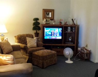 1400 W Sommerville St - Photo Thumbnail 6