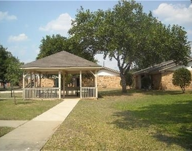100 Betty Jean Drive - Photo Thumbnail 2