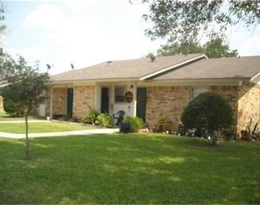 100 Betty Jean Drive - Photo Thumbnail 1