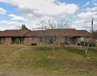 344 Red Bud Lane - Photo Thumbnail 3