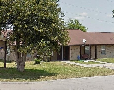 1200 N Goliad - Photo Thumbnail 1