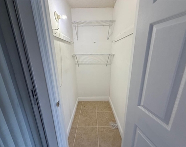 4754 Marine Parkway - Photo Thumbnail 10