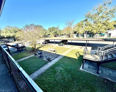 2201 N Grand Boulevard - Photo Thumbnail 1