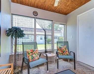 13870 Oakwood Lane - Photo Thumbnail 25