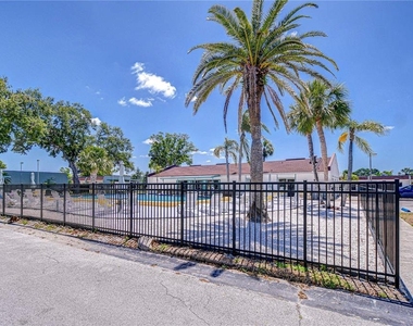 13870 Oakwood Lane - Photo Thumbnail 31