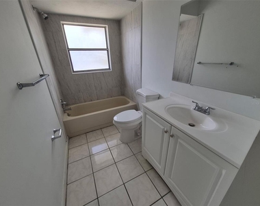 229 W Casurina Place - Photo Thumbnail 10