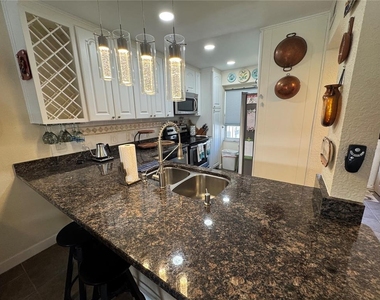 1400 Tarpon Center Drive - Photo Thumbnail 10