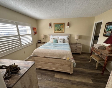 1400 Tarpon Center Drive - Photo Thumbnail 13