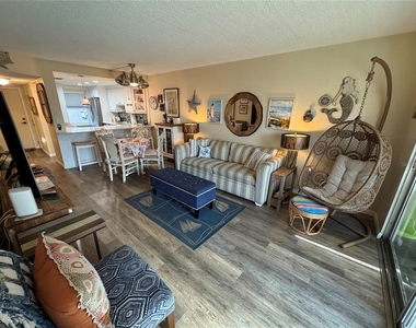 1400 Tarpon Center Drive - Photo Thumbnail 8