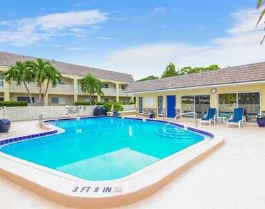 1400 Tarpon Center Drive - Photo Thumbnail 16