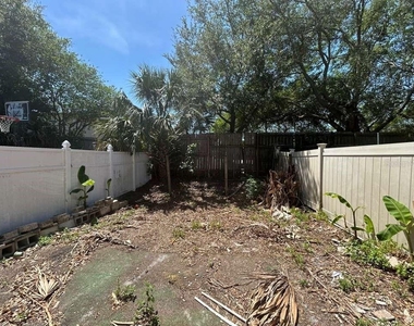 6114 Tuscony Circle - Photo Thumbnail 12
