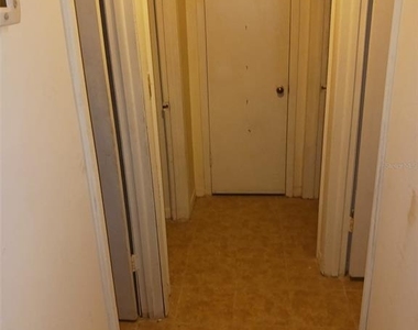 6114 Tuscony Circle - Photo Thumbnail 10