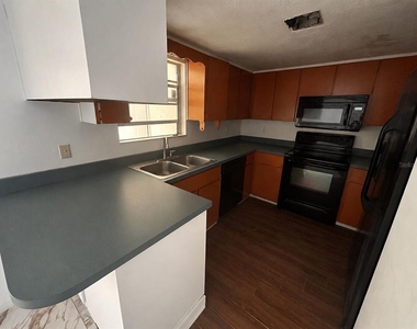 6114 Tuscony Circle - Photo Thumbnail 1