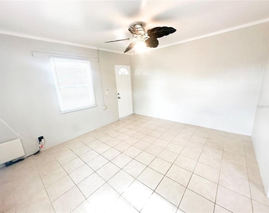 324 Pearl Street - Photo Thumbnail 1