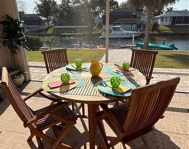 14 Cedarview Court - Photo Thumbnail 1
