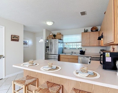 14 Cedarview Court - Photo Thumbnail 8