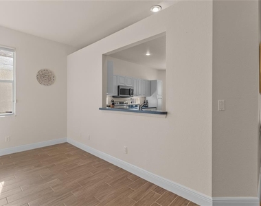 1937 Scarlett Avenue - Photo Thumbnail 14